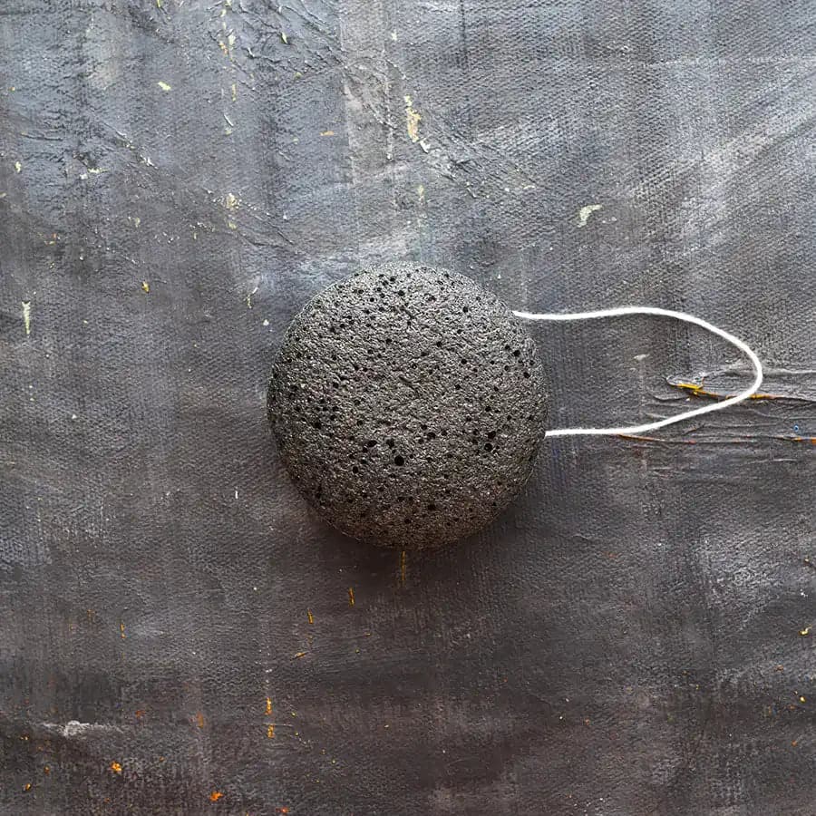 Spugna Konjac al Carbone di Bambù – Detergente Viso Naturale e Biodegradabile-4