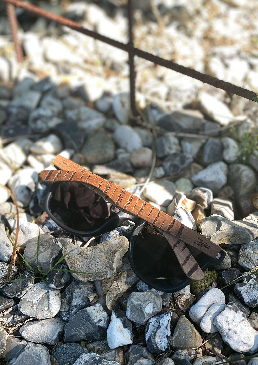 Occhiali da Sole in Legno Inciso – Modello “Untamed” | Design Naturale e Unisex-2